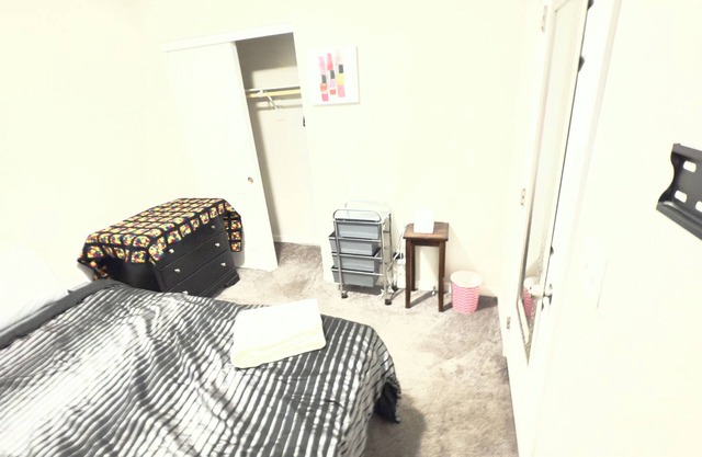 Room for ladies only