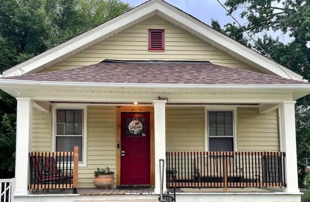 ROOM FOR RENT: In Newly Renovated Two Bedroom Home. Safe Location.