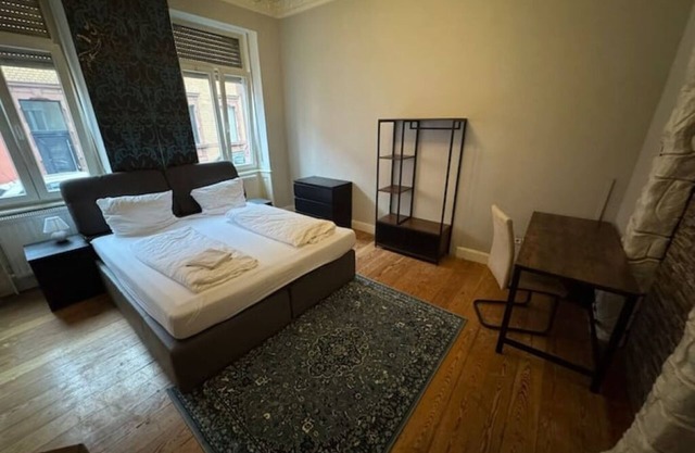 Zimmer in der Innenstadt (Zimmer 2, EG)