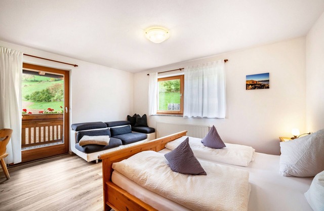 Zimmer 'Klausthaler 24' mit Bergblick, Gemeinschaftsterrasse und Wi-Fi