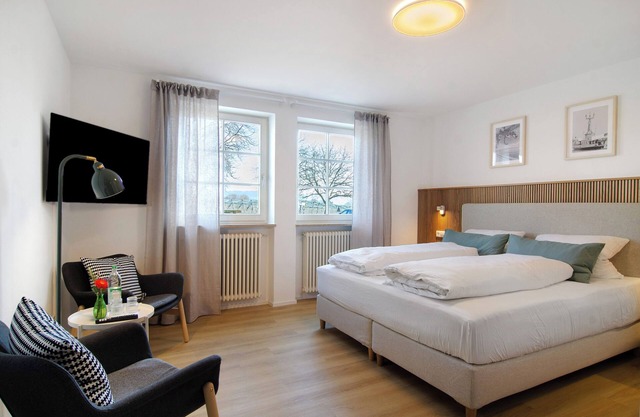 Zimmer 'Konstanz' mit gemeinsamer Terrasse, gemeinsamem Garten und Wi-Fi