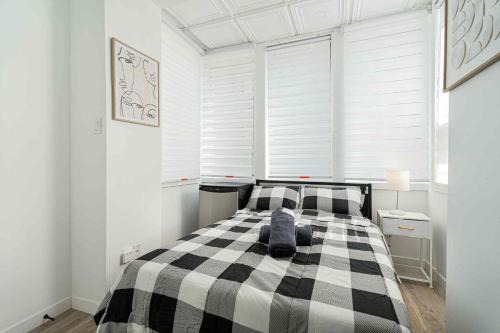 Room n7-Apartment 1 in a SHARED apartment in downtown Montreal