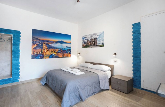 Zimmer 'Napoli Con Vista Vesuvio' mit Bergblick, Wi-Fi und Klimaanlage