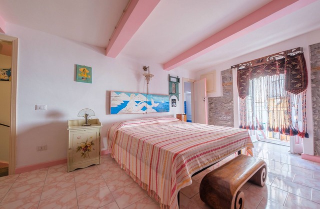 Room 'Rosa' with Shared Terrace, Wi-Fi and Air Conditioning