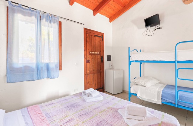 Room 'Stanza 1' with Shared Garden, Wi-Fi and Air Conditioning