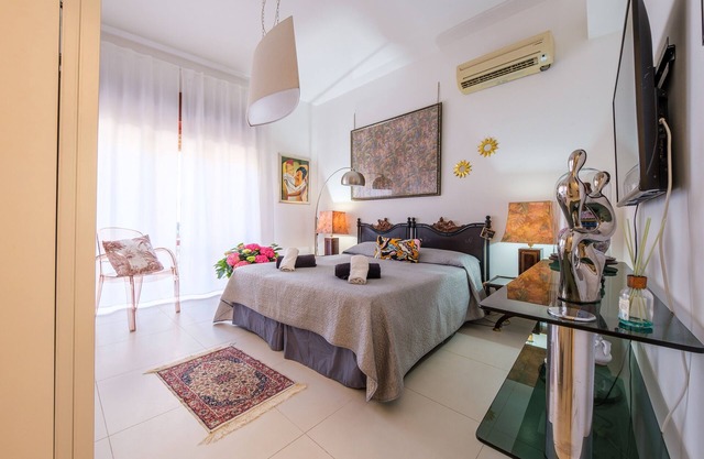 Zimmer 'Stromboli' mit gemeinsamer Terrasse, Wi-Fi und Klimaanlage