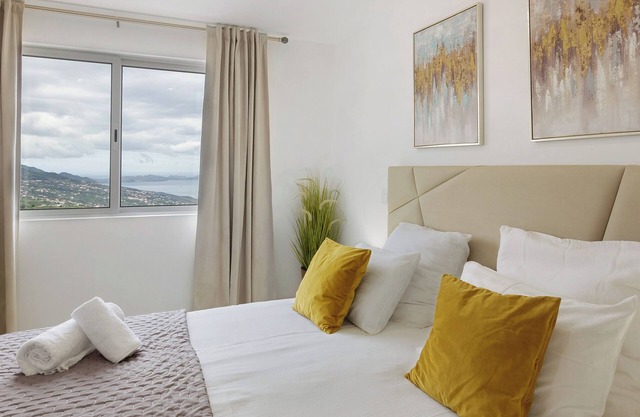 Zimmer 'View Suite' mit Bergblick, Wi-Fi und Klimaanlage