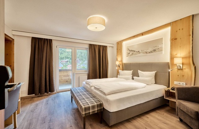 Zimmer mit Balkon - Hotel Feichtner Hof ****