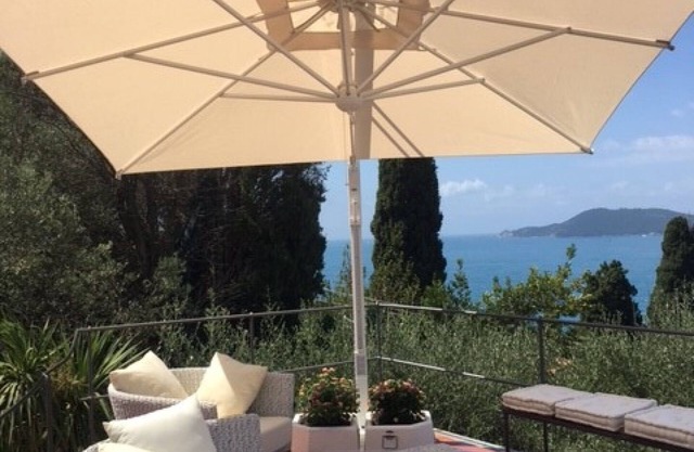 Zimmer mit Meerblick Terrasse