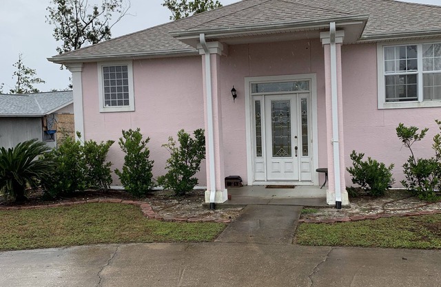 Rooms near Tyndall/Callaway