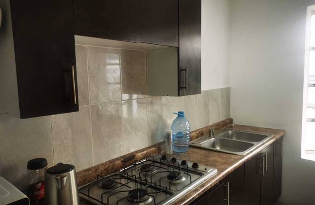 ROOMS & SUITES