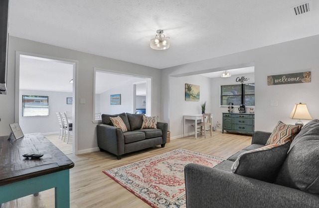 Roomy 5/2 in Orange Park