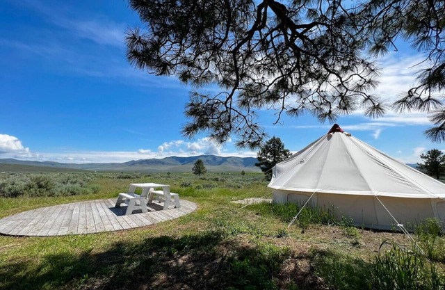 Roomy Red Camp with Access to Outdoor Kitchen