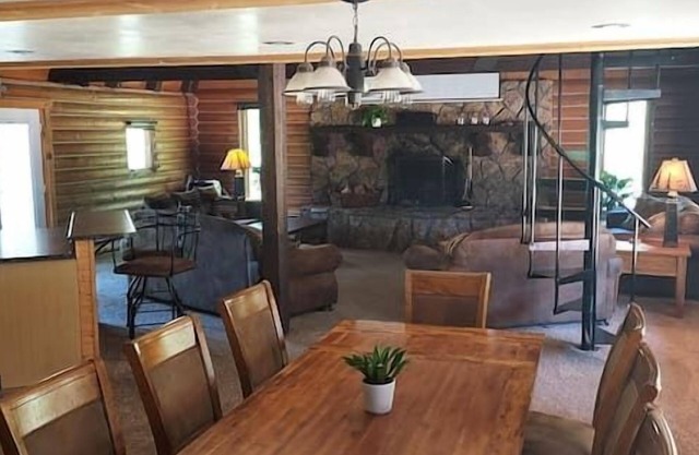 Roosevelt Suite, The Roosevelt Suite at the Lodge