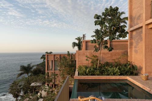 Rosa Morada Luxury Villas with Private Beach