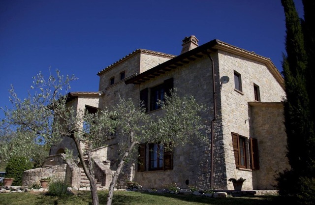Umbrien Property Mit eigenem Pool & Spa, Gärten und privaten Parkplätzen