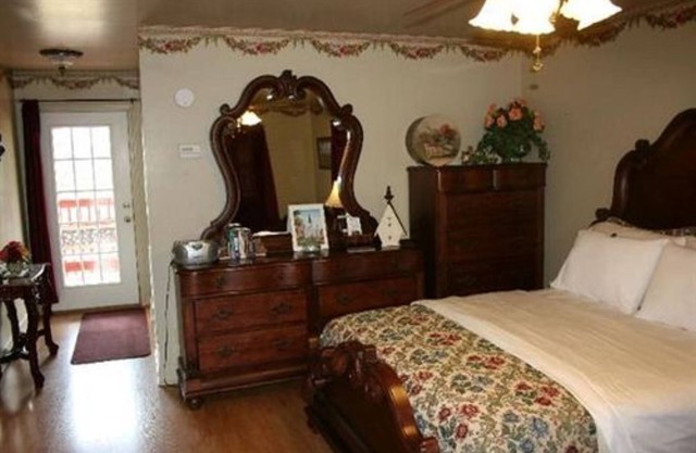 Rose Cottage-Suite-Whirlpool-Cottage-Balkon