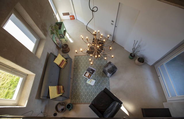 RUSTAGI 1834: APT IN VILLA MIT POOL IN DER REGION BAROLO