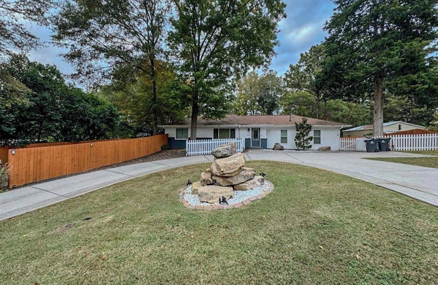 Roswell Adventure 3BR House, Family Getaway