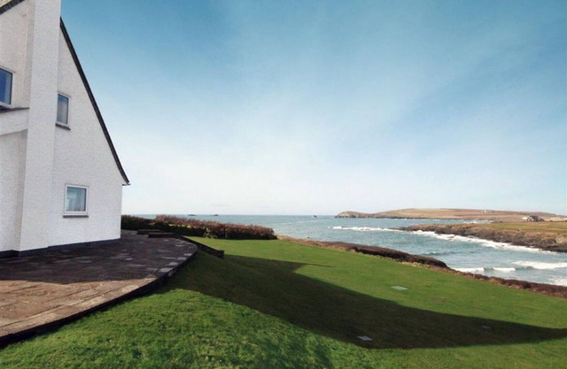 Roswidden on the cliff, overlooking Treyarnon Bay