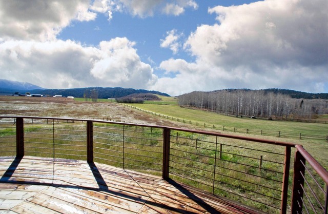 Round House Serenity in Beautiful Star Valley