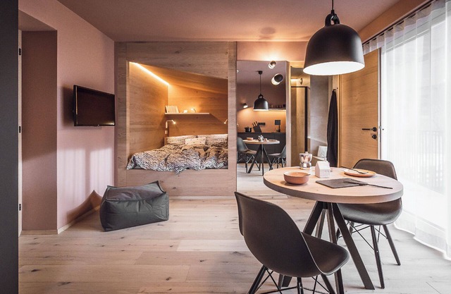 "Rousa kleines Gästehaus Cosy Plus" mit Frühstück inklusive!