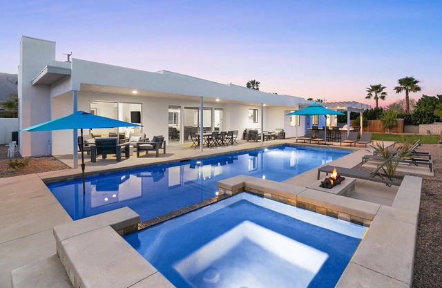 'Roxy Palm Springs' Desert Vibes at this 6 Bedroom Pool Pad!