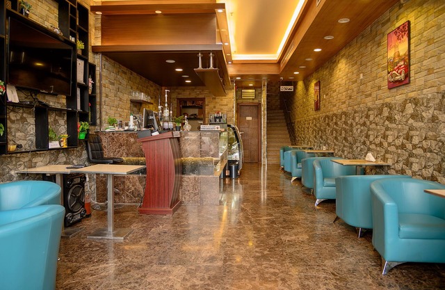 Royal Al Mashaer Hotel