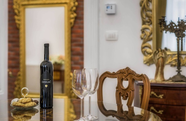 Royal Apartment Zagreb 5*****