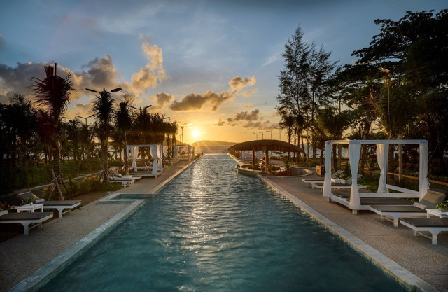 Royal Beach Resort & Residence By EHM
