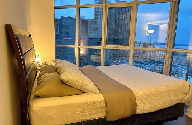 Royal Corner Suite
