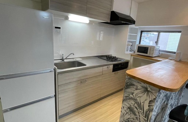 ROYAL YONEGAHAMA ｌ米が浜通