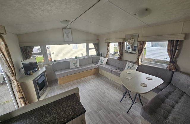 Ruby a modern caravan in Rhyl