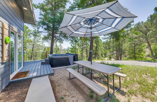 Ruidoso Home w/ Private Hot Tub: 7 Mi to Alto Lake