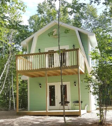 Rumi Guest House on the Cabot Trail
