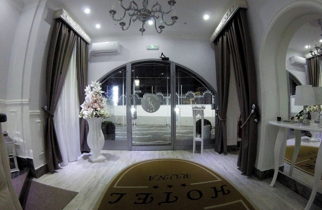 Runa Hotel