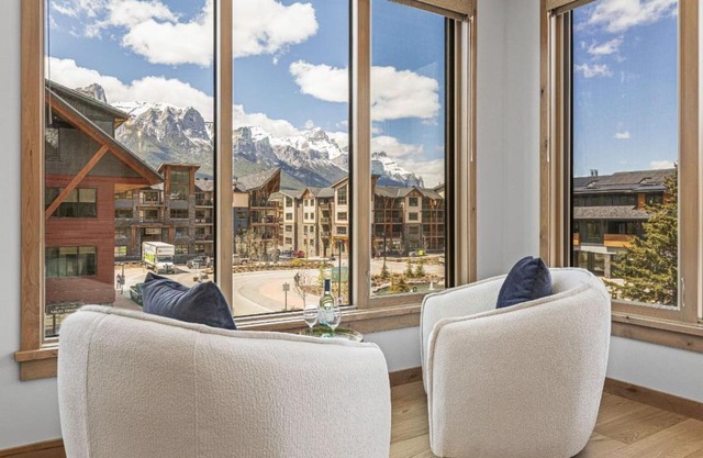 Rundle Lux Villa at Timberstone
