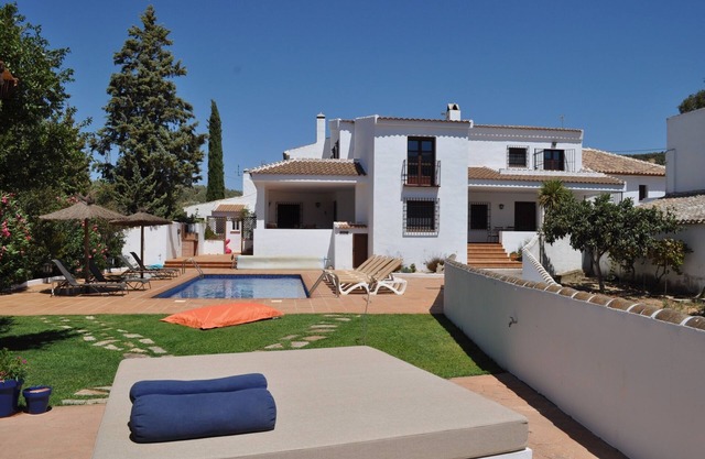 Villa, ländliche Lage, privates Schwimmbad, atemberaubender Blick auf Olivenhain