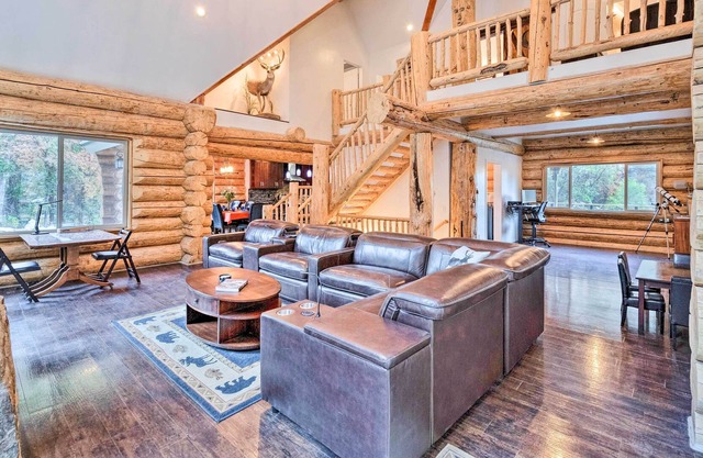 Rural Fruitland Cabin w/ Decks + ATV Trails!