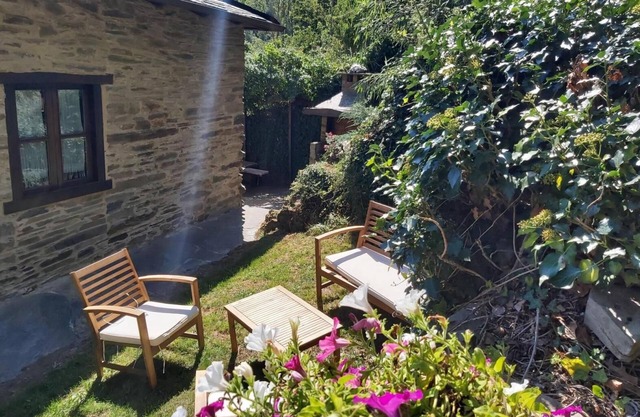 Finca 'O Paxar' mit Bergblick, privater Terrasse und Wi-Fi