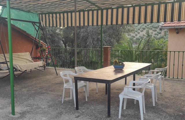 Rural house perfect for families and pets 10 minutes from Cazorla