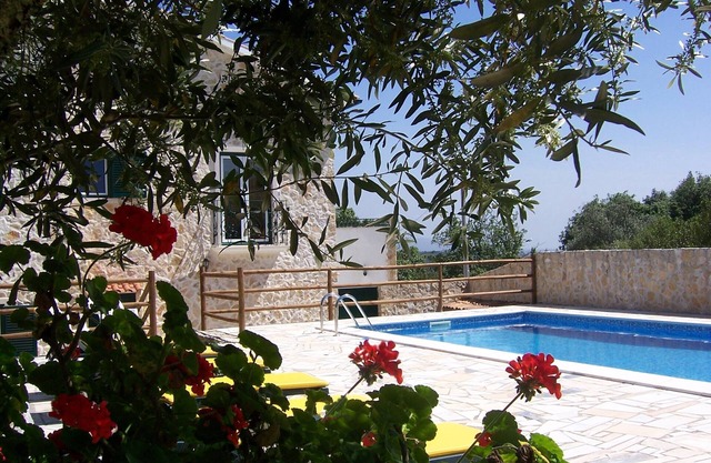 Ländliche ruhige Villa mit privatem Pool in unberührter Landschaft