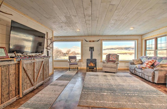 Rural White Sulphur Springs Getaway with Deck!