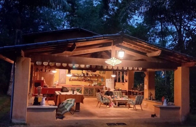 Guest house, rustic and elegant, with swimming pool.