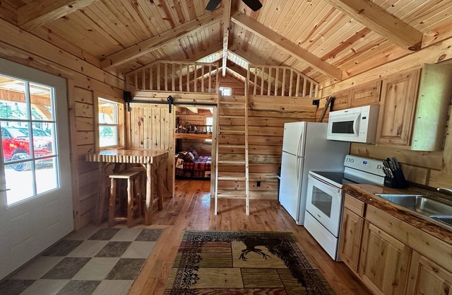 Rustic Cabin Getaway with Prime Hunting & ATV Trails