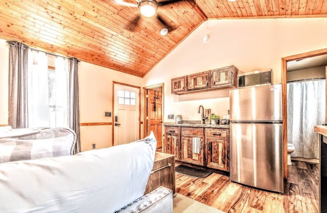 Rustic Cabin with Sandstone Canyon & Dock on the WI River in Wisconsin Dells
