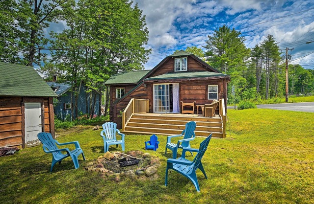 Rustic Caroga Lake Retreat: Fish, Hike & Ski!