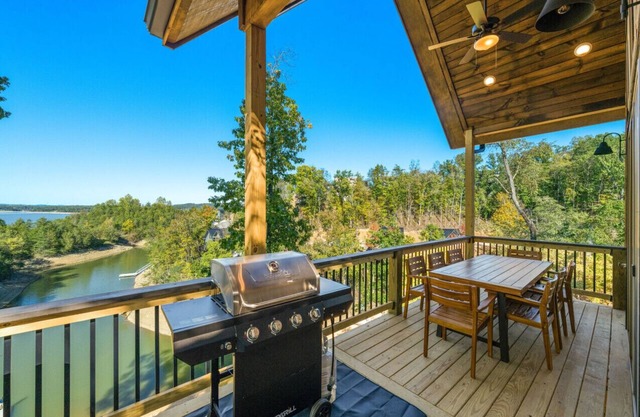 Rustic-Chic Lakefront Escape w/ Games & Outdoor Dining!