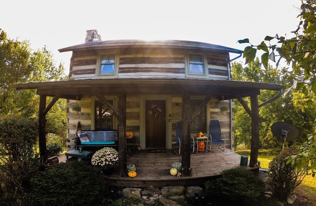Rustic, comfortable, secluded, hand hewn, turn of the century log cabin