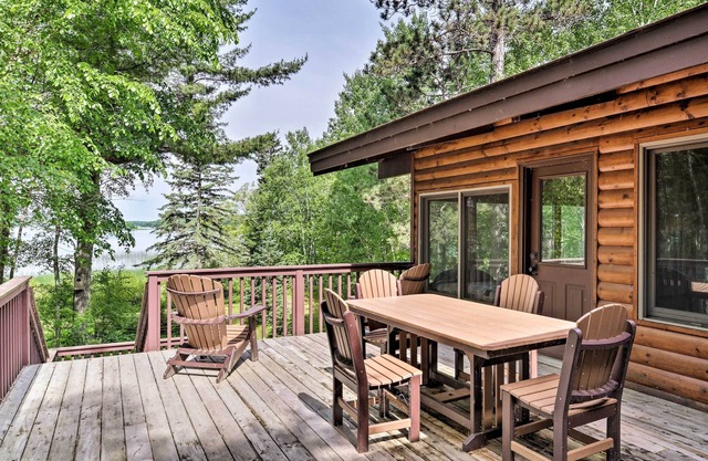 NEU! Hütte am Island Lake mit Pvt Beach & Dock!